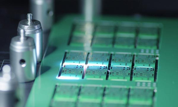 使用紫外激光切割機的功率真的越大越好嗎？(圖1)